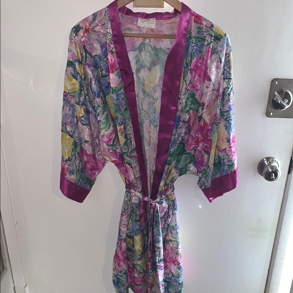 Samye Newman Vintage Floral Satin Robe Medium House Coat Belted USA 80's